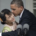 Obama pushes change on historic Myanmar visit